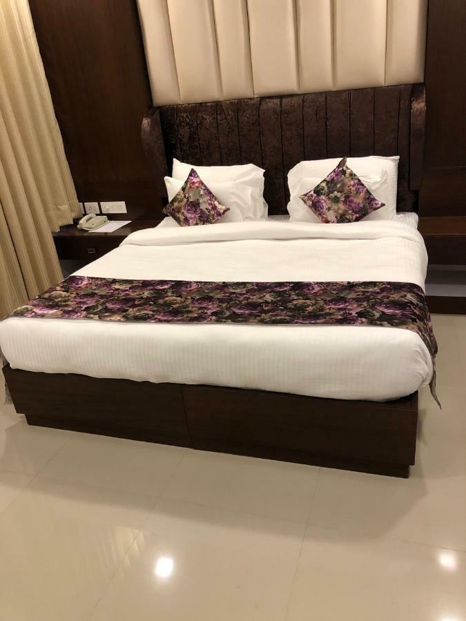 Royal Imperio Ξενοδοχείο Faridabad Εξωτερικό φωτογραφία